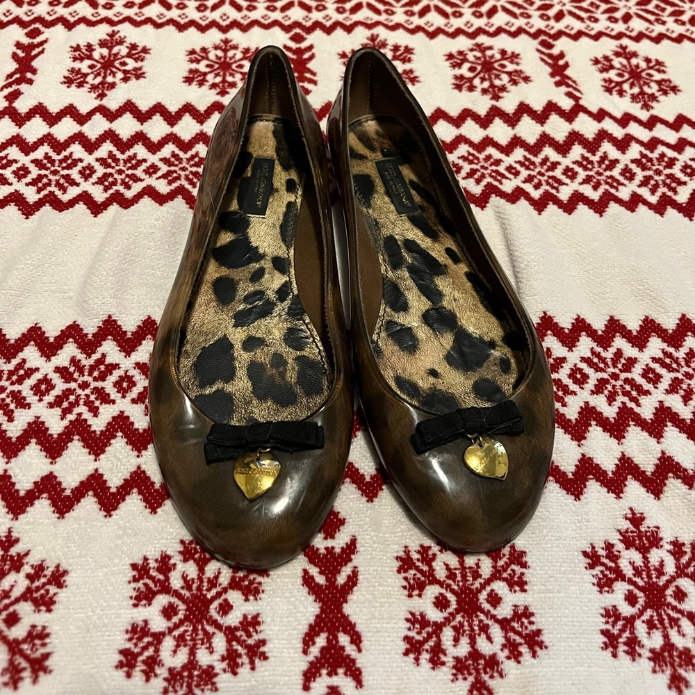 DOLCE&GABBANA made in Italy size 37/7. In great condition!